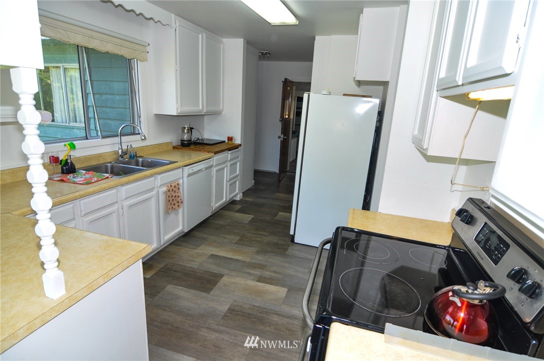 1616 Bayon Road Bellingham, WA 98225 - Photo 17 of 39