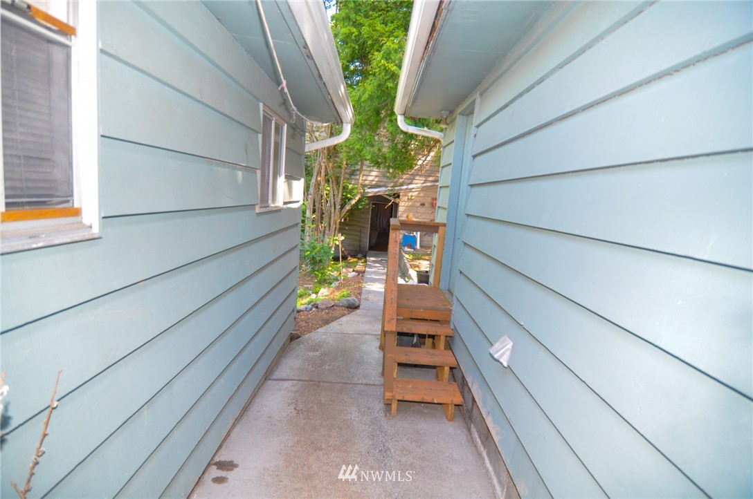 1616 Bayon Road Bellingham, WA 98225 - Photo 34 of 39