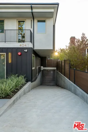 $6,800 | 4041 Sawtelle Boulevard, Unit B, Los Angeles, CA 90066