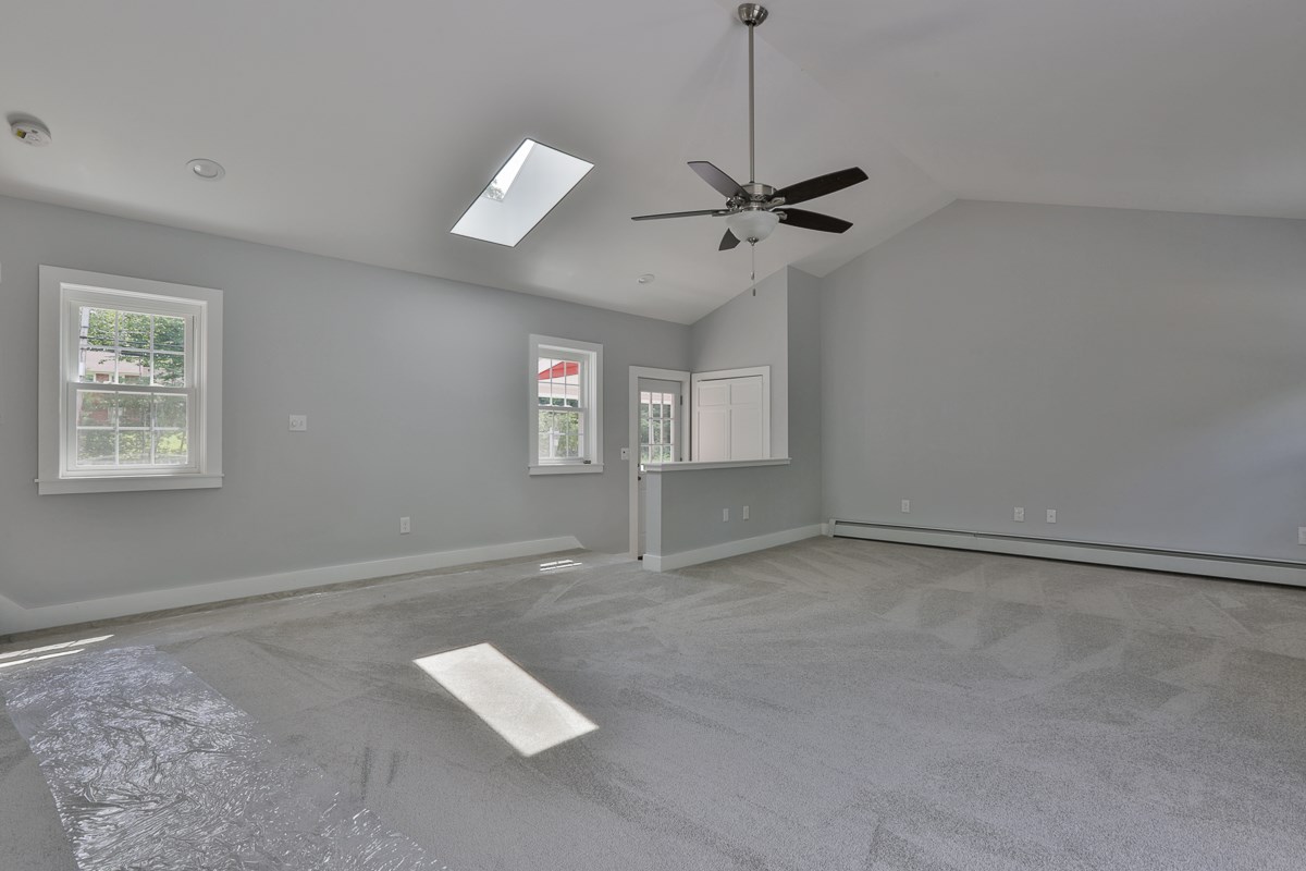 77 N Road Kingston, NH 03848 - Photo 21 of 36