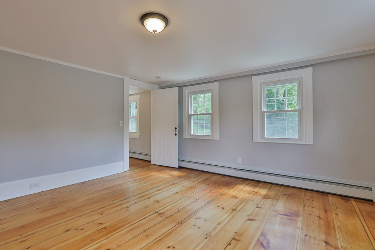 77 N Road Kingston, NH 03848 - Photo 29 of 36