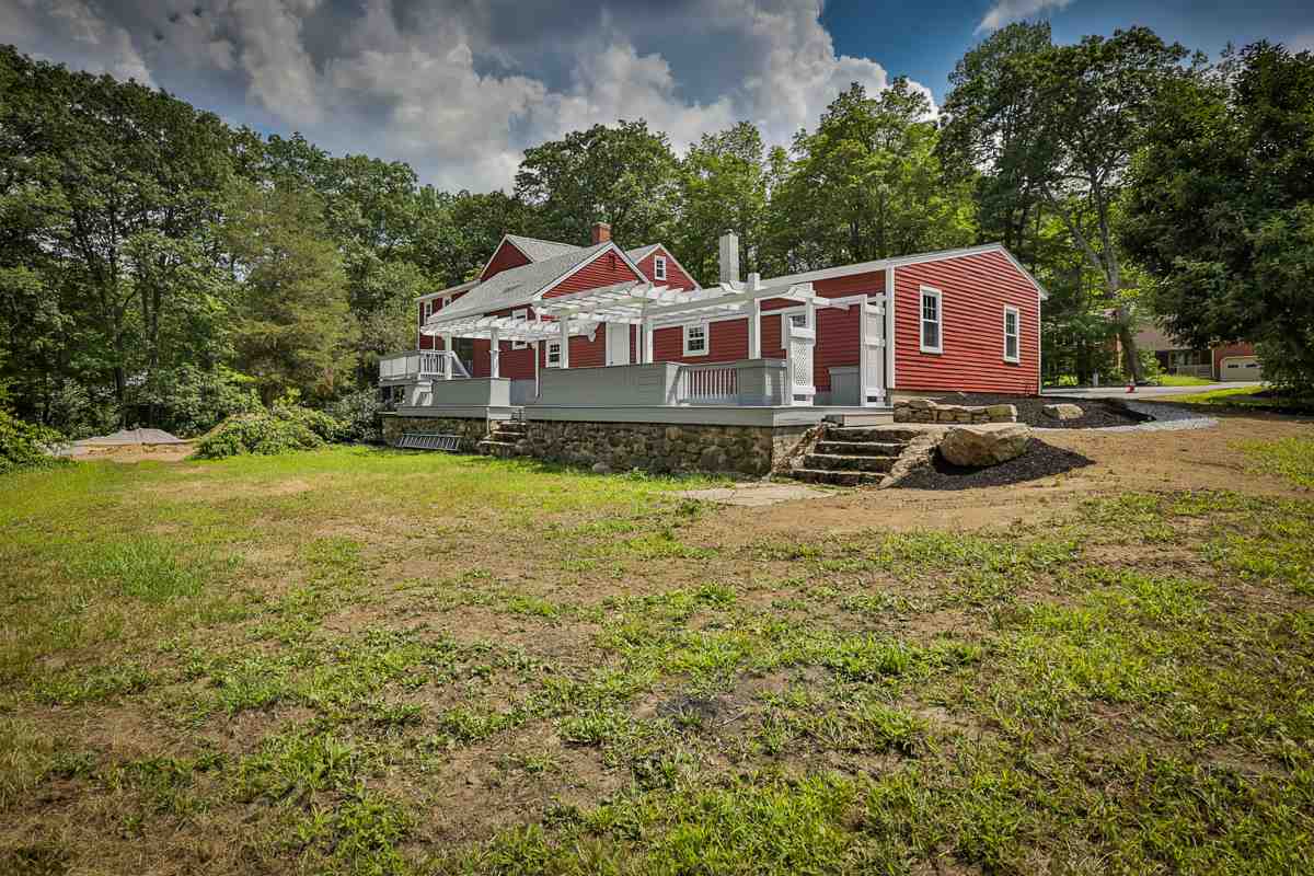 77 N Road Kingston, NH 03848 - Photo 4 of 36