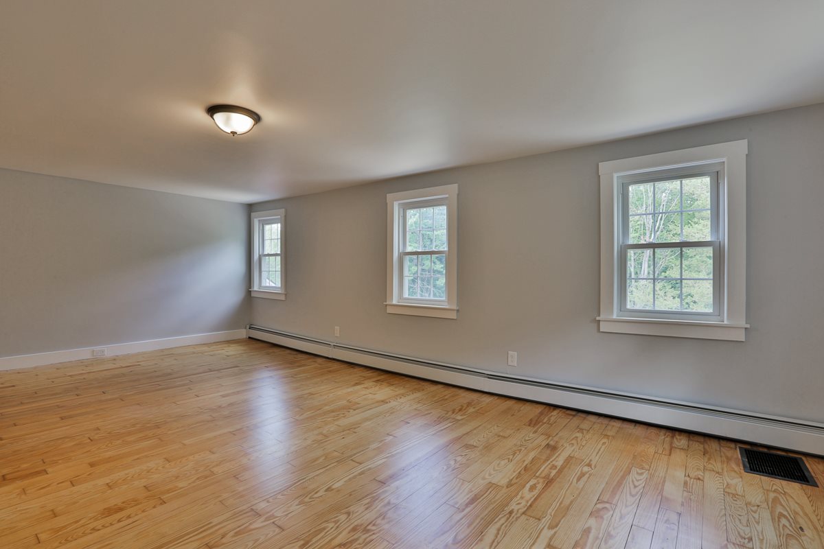77 N Road Kingston, NH 03848 - Photo 36 of 36