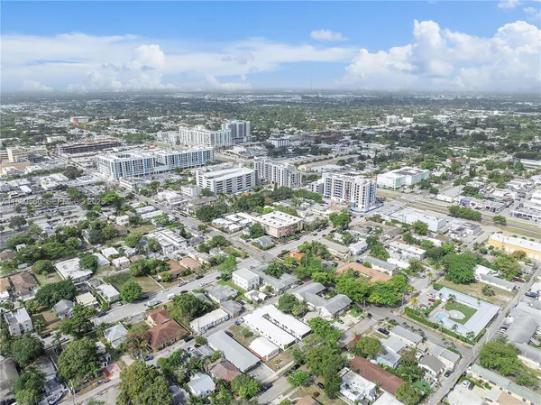 an aerial view of multiple house