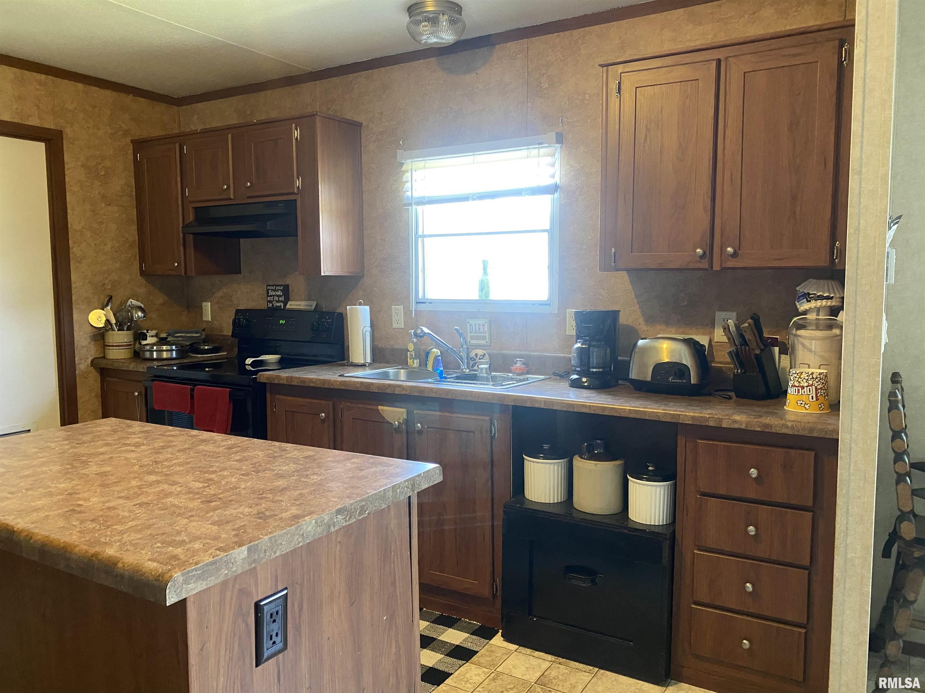 23690 Meadowlark Road Carrier Mills, IL 62917 - Photo 15 of 38