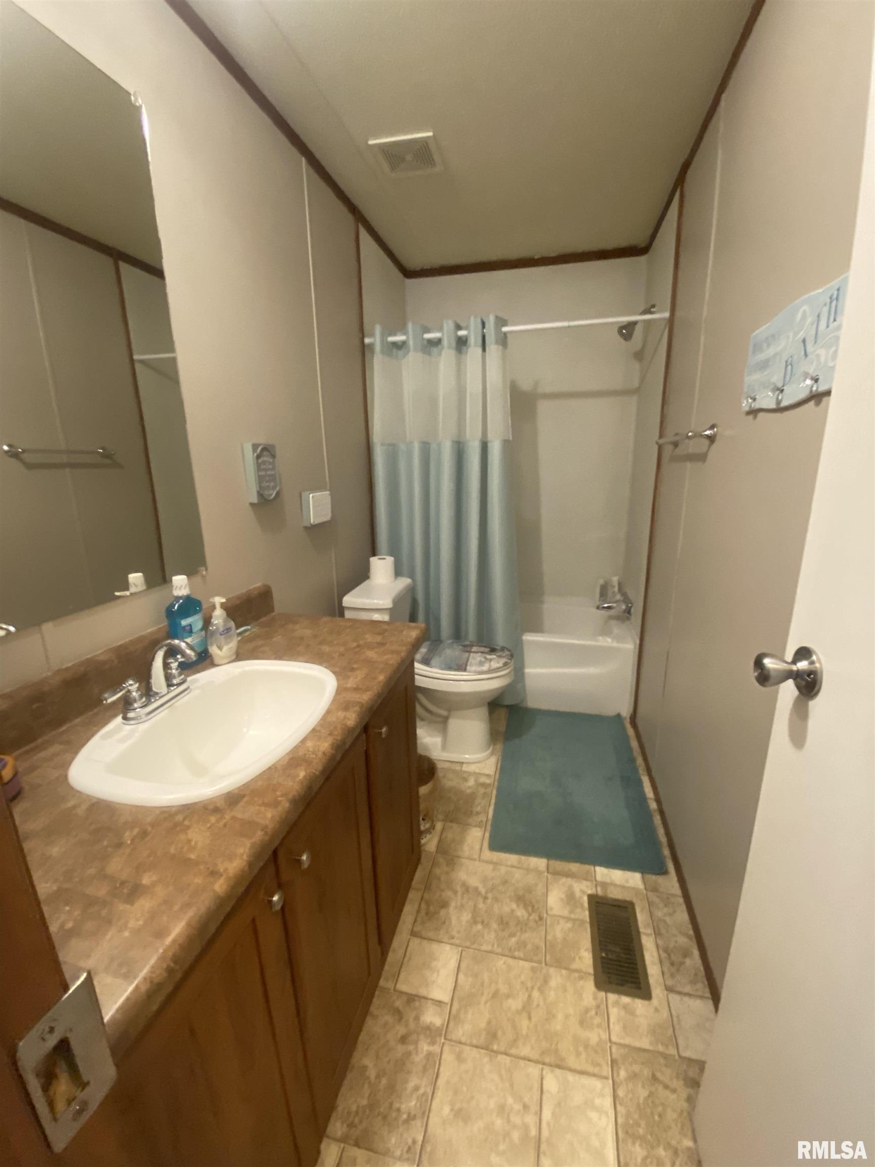 23690 Meadowlark Road Carrier Mills, IL 62917 - Photo 28 of 38