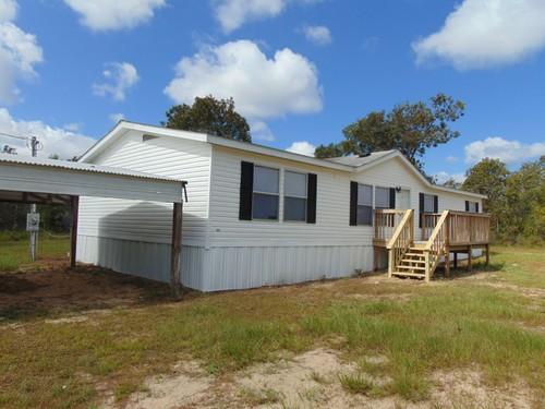 3719 Fox Hunt Road Chipley, FL 32428 - Photo 1 of 9 Front of home