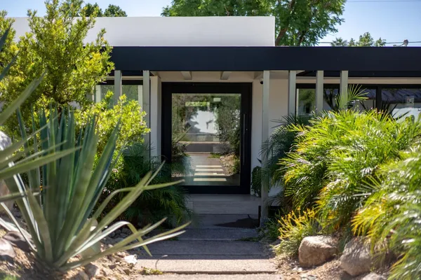 $10,800 | 5311 East Mitchell Drive, Phoenix, AZ 85018