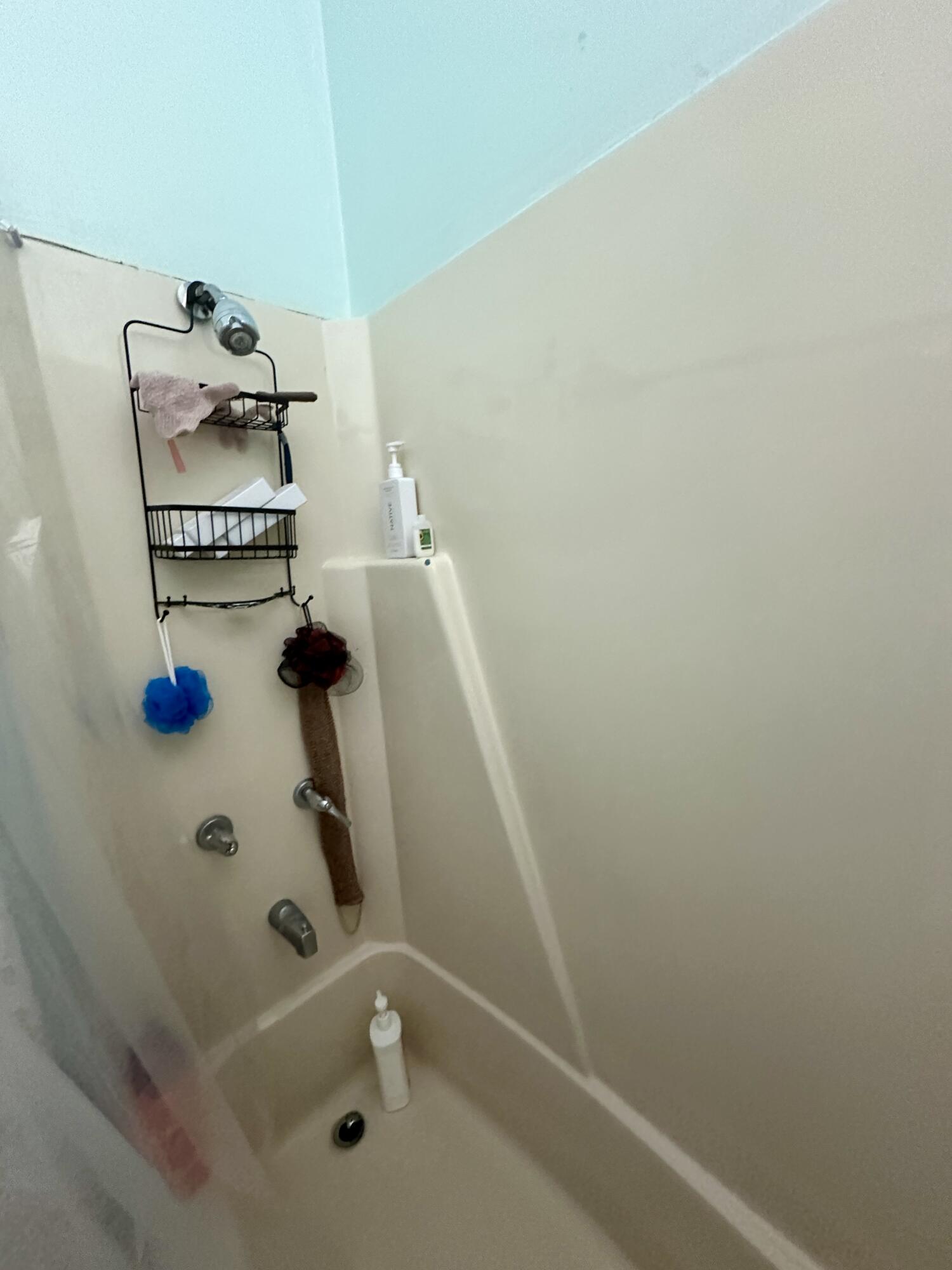 1315 Howe Street Racine, WI 53403 - Photo 11 of 49 Bathroom 1st floor