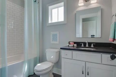 $649,900 | 5005 C Georgia Avenue, Nashville, TN 37209