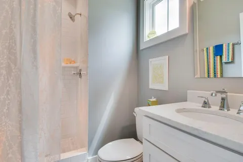 $649,900 | 5005 C Georgia Avenue, Nashville, TN 37209