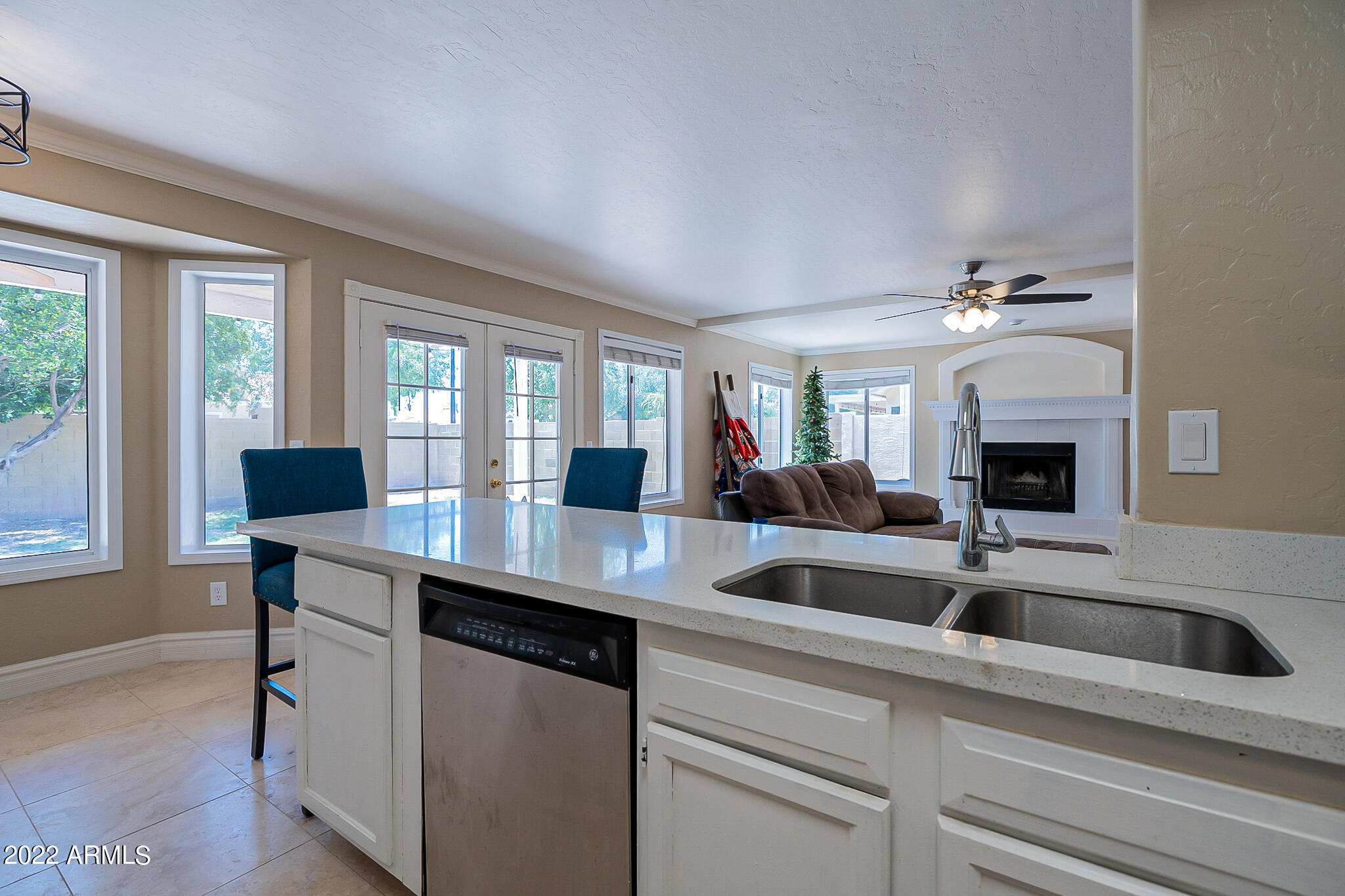 877 West Shellfish Drive Gilbert, AZ 85233 - Photo 18 of 59 Shellfish-16