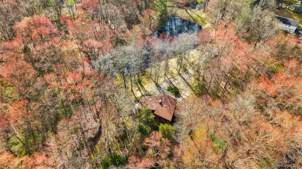 $729,000 | 110 Cross Pond Road, Pound Ridge, NY 10576