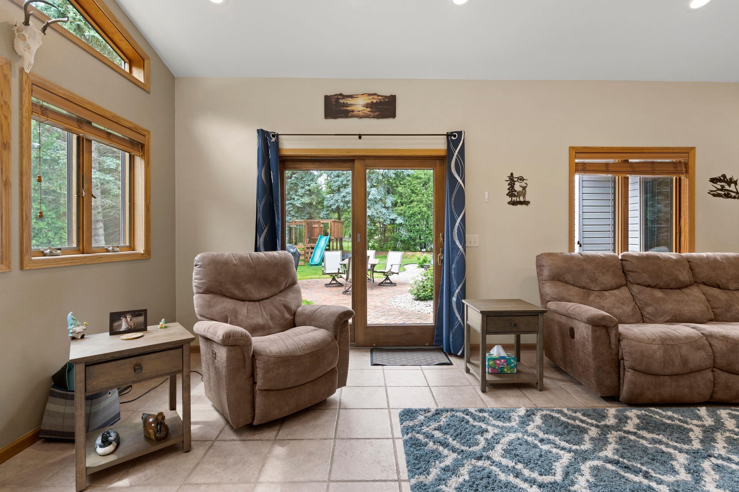 W2585 Oakbrook Court Appleton, WI 54915 - Photo 31 of 56