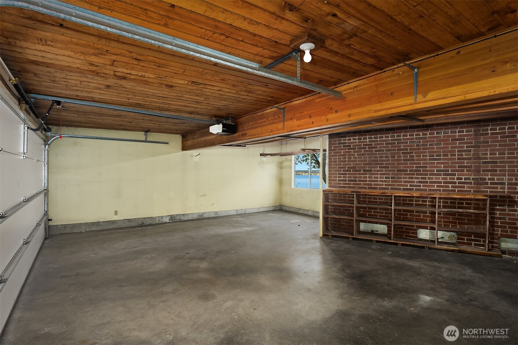 3704 48th Avenue Northeast Seattle, WA 98105 - Photo 35 of 40