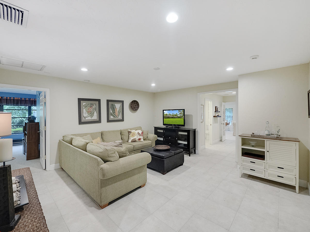 10409 Trailwood Circle Jupiter, FL 33478 - Photo 11 of 43 Family