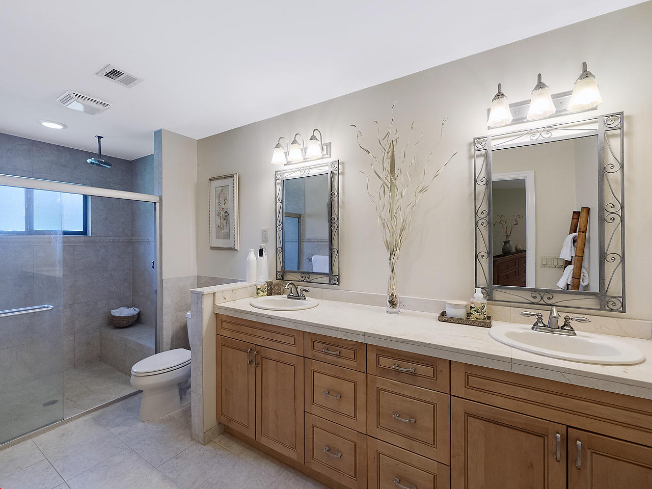 10409 Trailwood Circle Jupiter, FL 33478 - Photo 13 of 43 MasterBath