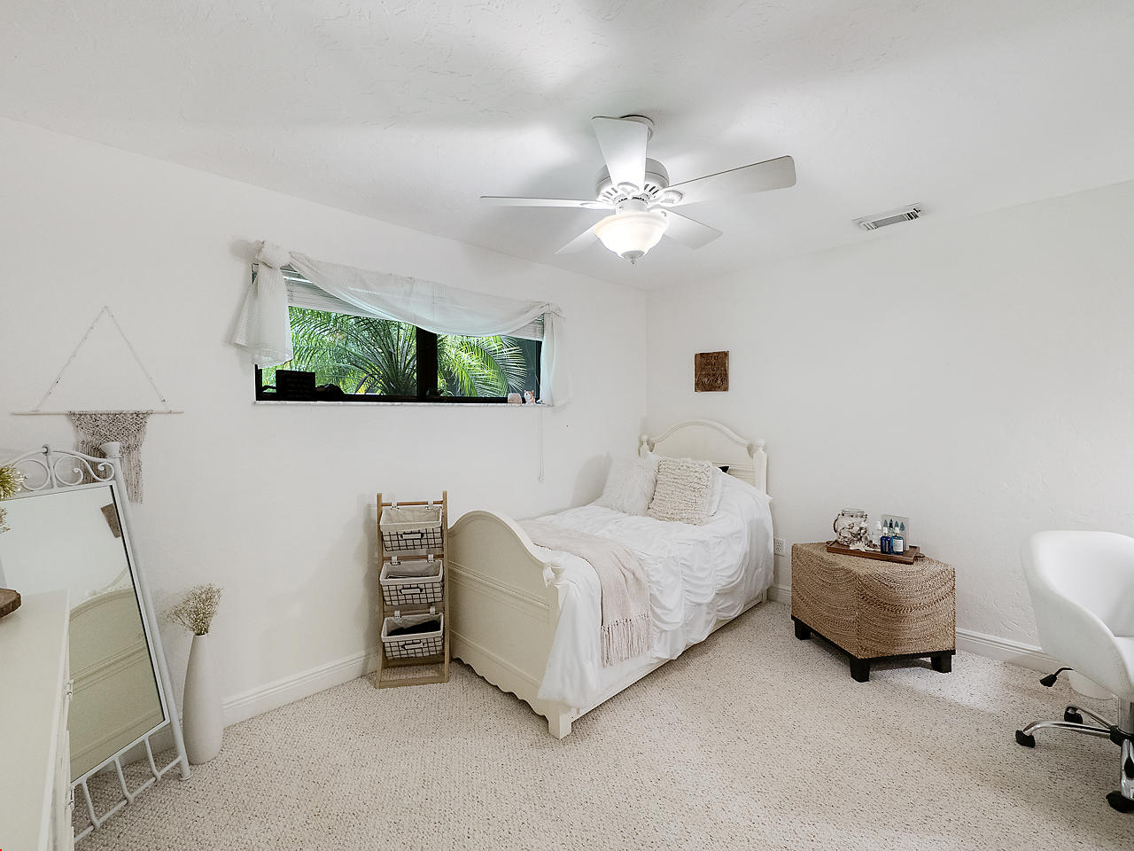 10409 Trailwood Circle Jupiter, FL 33478 - Photo 17 of 43 Bed2