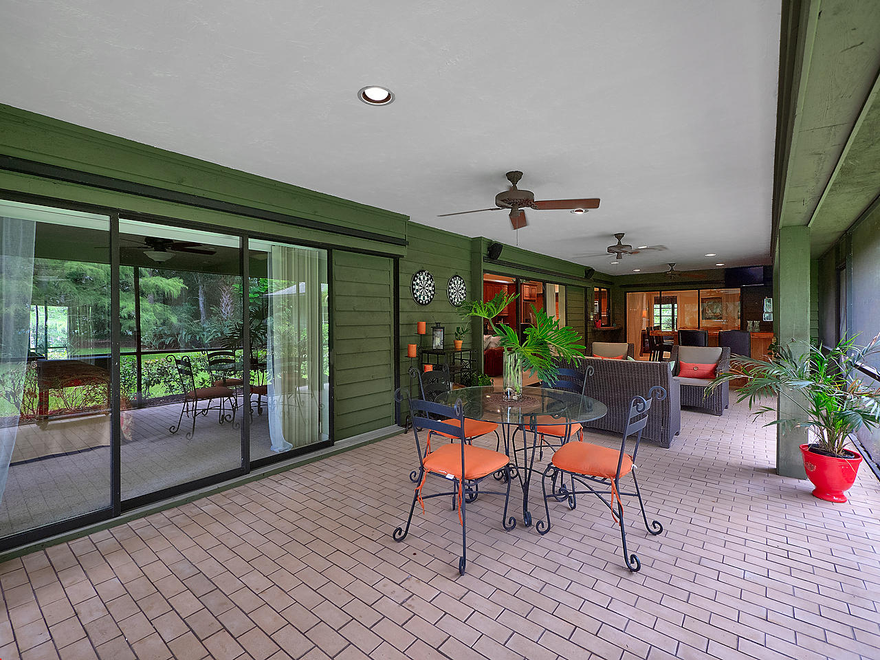 10409 Trailwood Circle Jupiter, FL 33478 - Photo 23 of 43 Patio