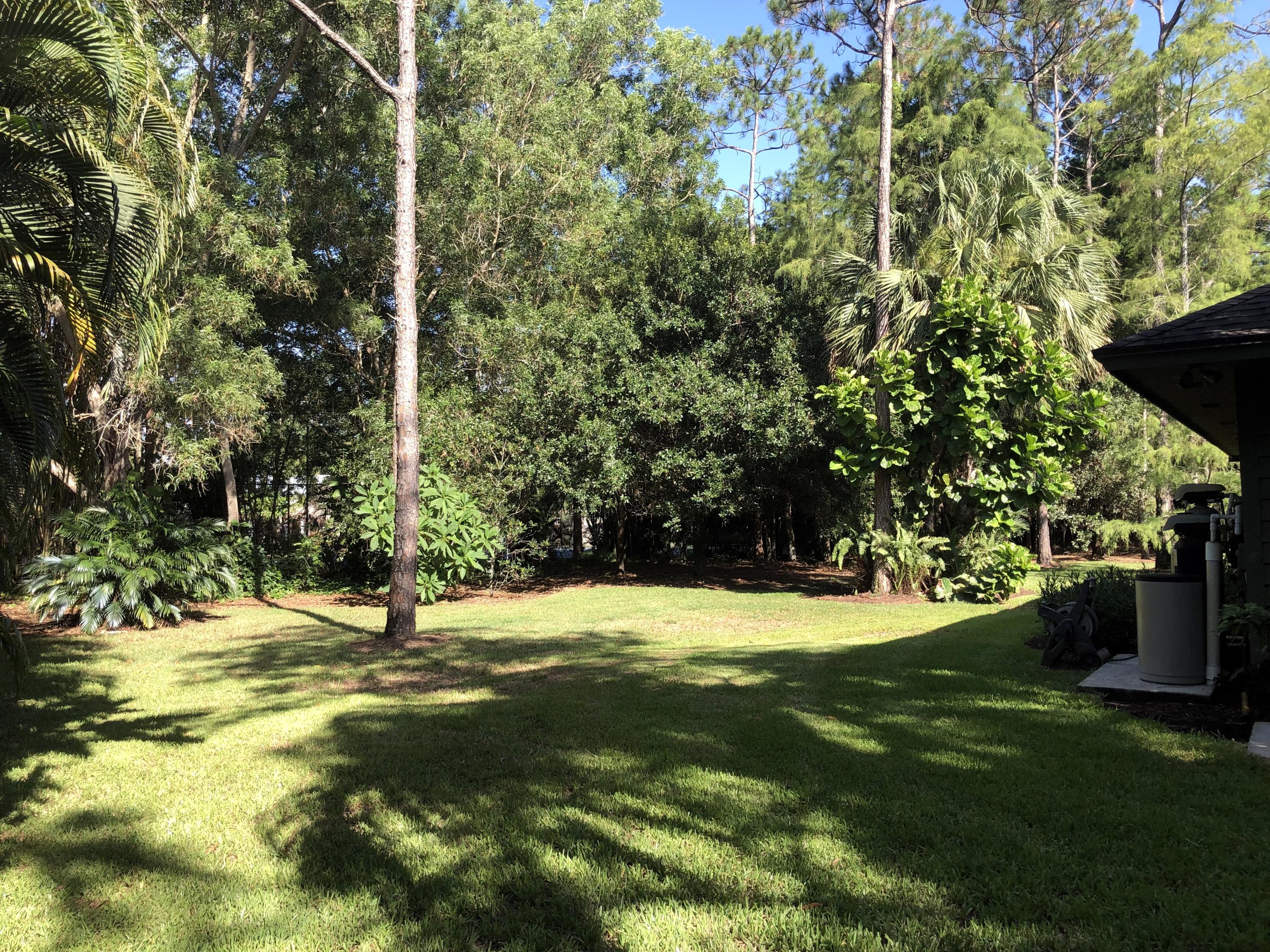 10409 Trailwood Circle Jupiter, FL 33478 - Photo 26 of 43 BackYard2