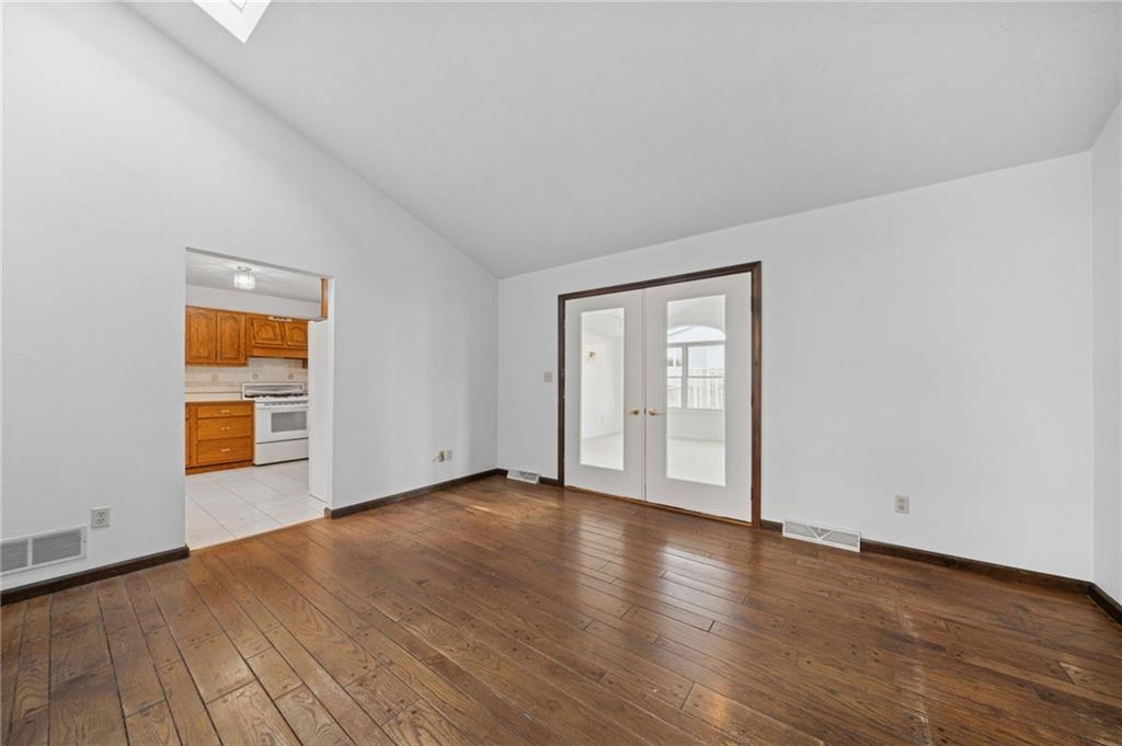 100 Palmer Road Pittsburgh, PA 15239 - Photo 8 of 50 Gallery Image 8