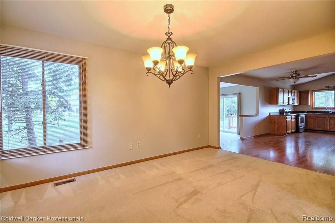 44860 Glengarry Road Canton, MI 48188 - Photo 13 of 30 Dining Room