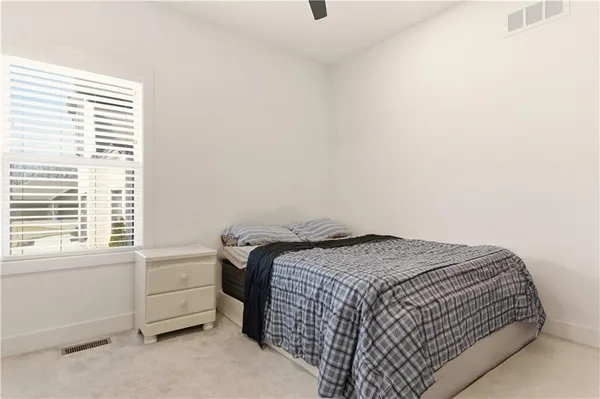 $689,900 | 1121 Southwest Brookside Court, Lee's Summit, MO 64064