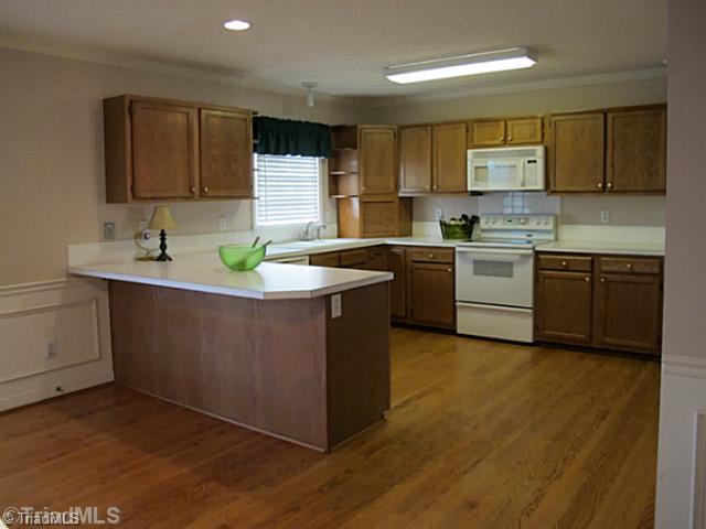 2695 Union Grove Road Lexington, NC 27295 - Photo 10 of 16 Kitchen. Large kitchen with bar makes preparing large meals easy!