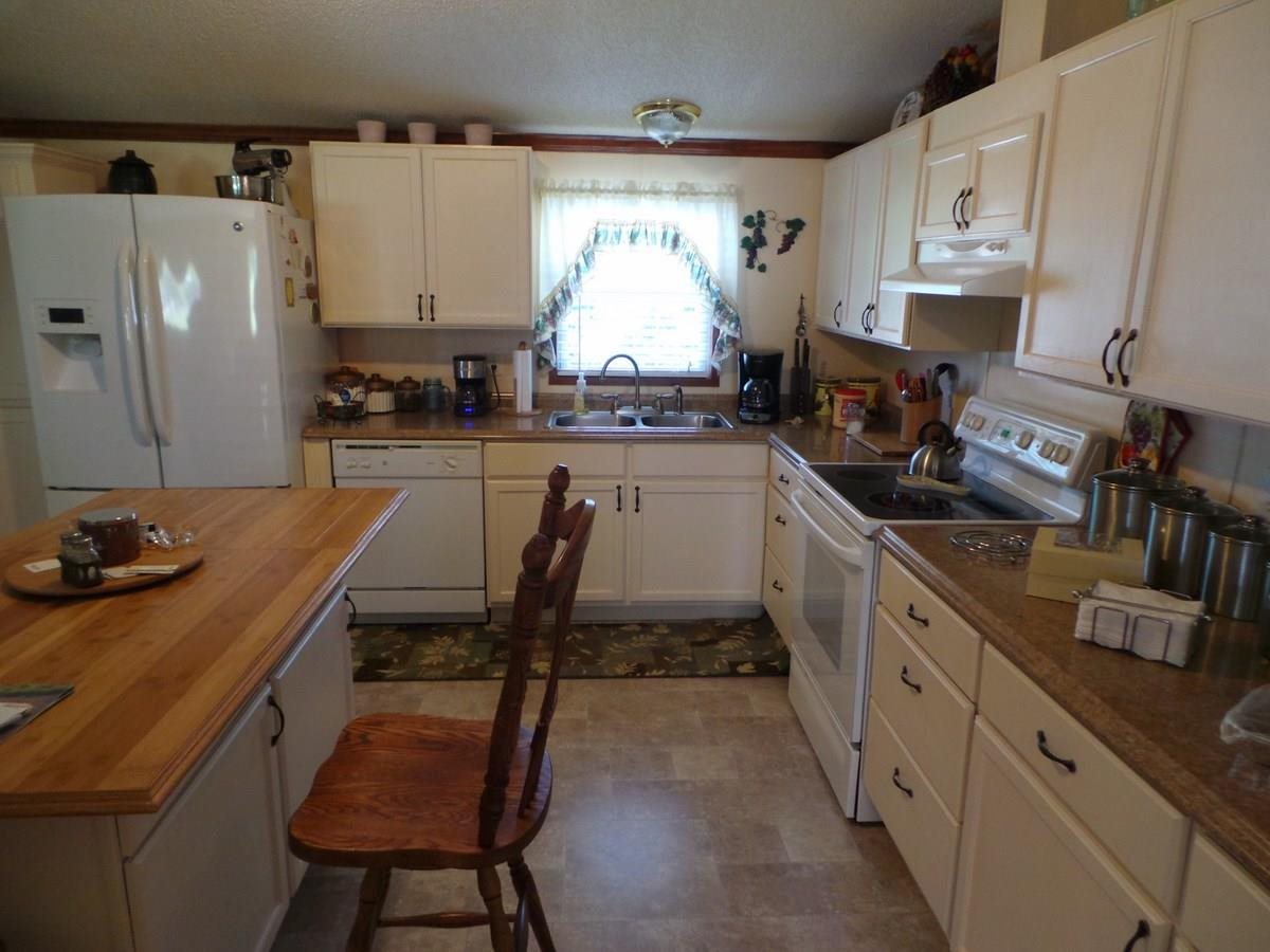 140 State Rd S-11-117 Gaffney, SC 29340 - Photo 12 of 22 Gallery Image 12