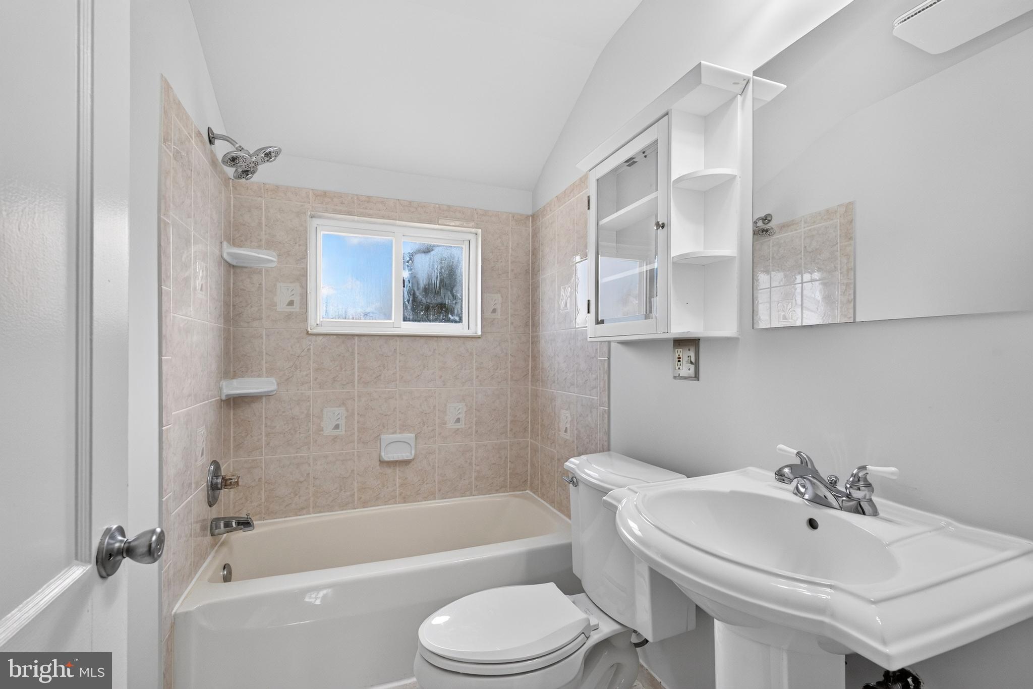 2814 Moorgate Road Dundalk, MD 21222 - Photo 13 of 42 Second Floor Bathroom