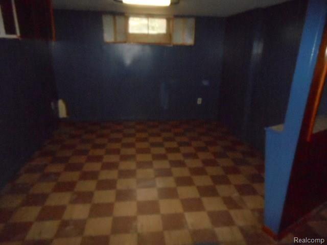 8280 Racine Road Warren, MI 48093 - Photo 18 of 20 DSCN7452.JPG