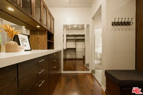 $2,995,000 | 2668 Astral Drive, Los Angeles, CA 90046