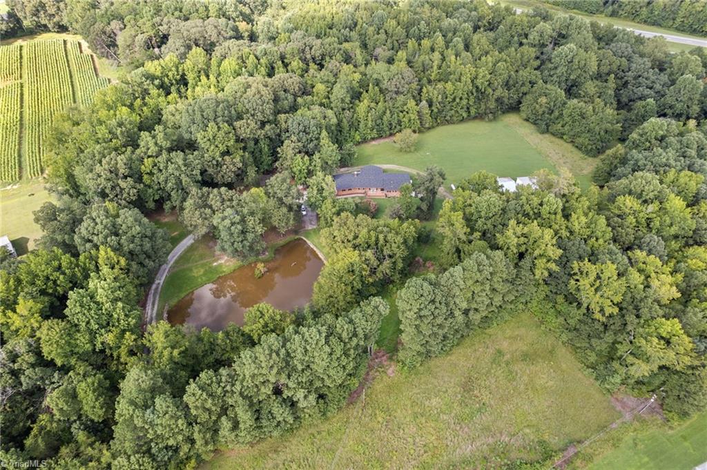 7029 Penman Road High Point, NC 27263 - Photo 11 of 50