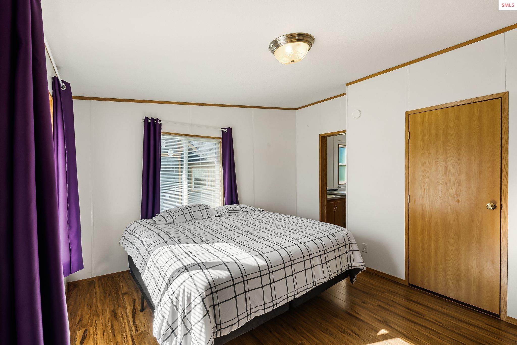 302 Mill Road Dover, ID 83825 - Photo 11 of 35 Primary Bedroom