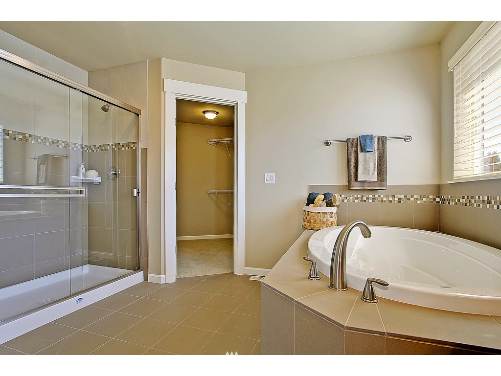 6316 Northeast 1st Street Renton, WA 98059 - Photo 12 of 15