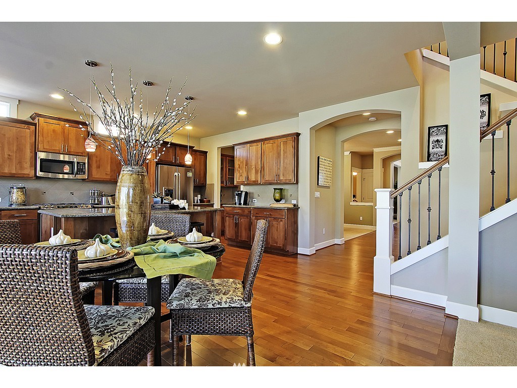6316 Northeast 1st Street Renton, WA 98059 - Photo 3 of 15