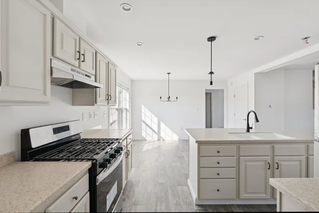 $425,000 | 6 Bayberry Court, Augusta, ME 04330