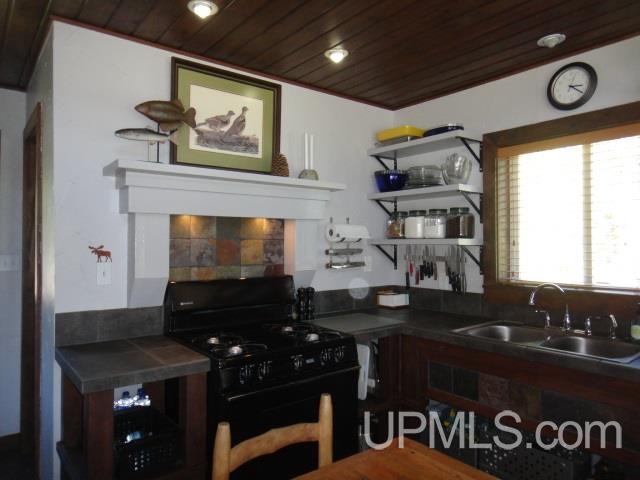 42-ac Cable Lake Road Crystal Falls, MI 49920 - Photo 5 of 36