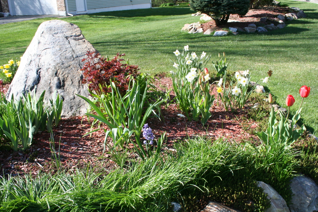 159 Kittredge Road Pittsfield, MA 01201 - Photo 13 of 15 Manicured Landscaped