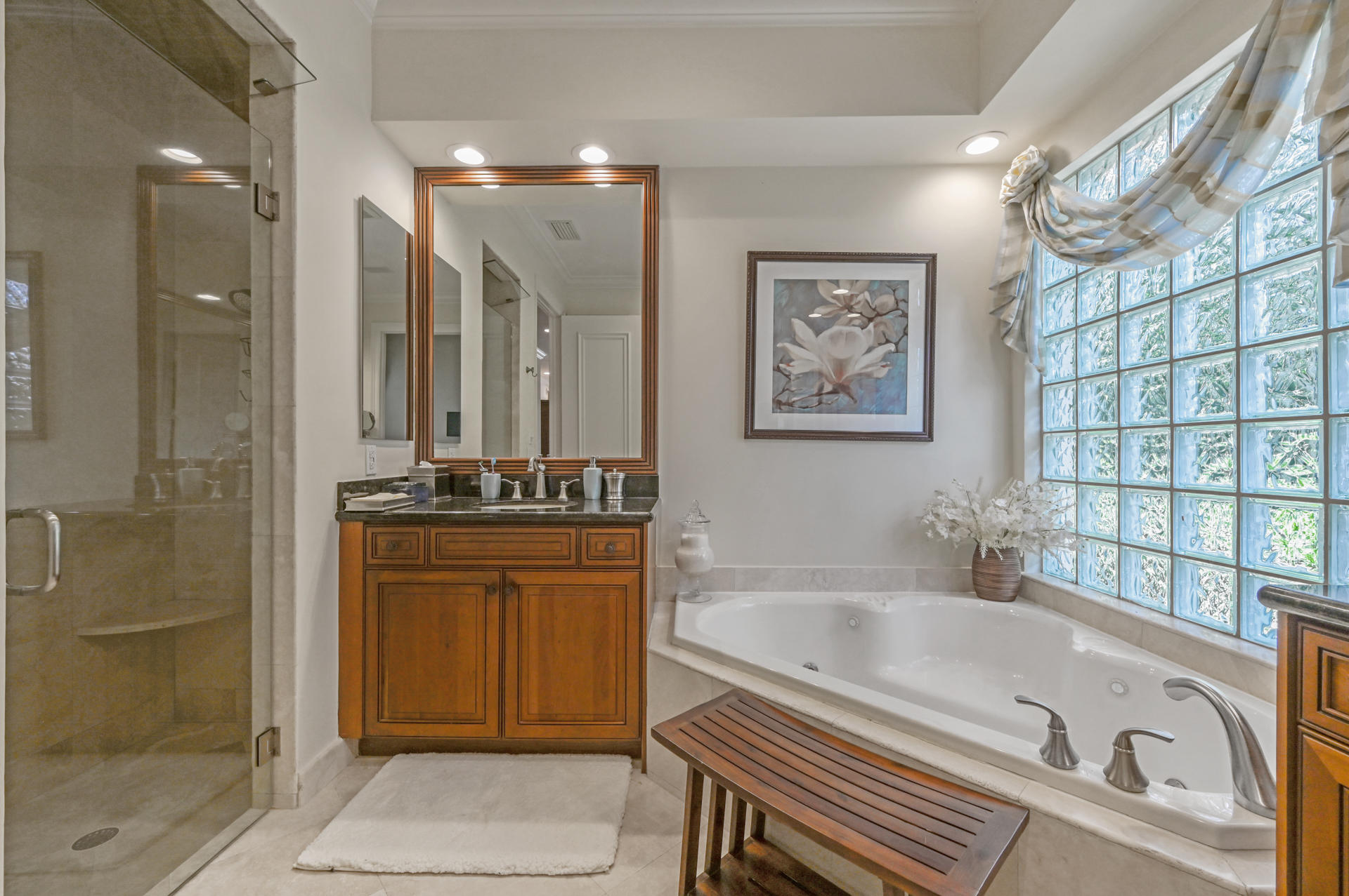 4133 Briarcliff Circle Boca Raton, FL 33496 - Photo 29 of 60 Bath Room 06