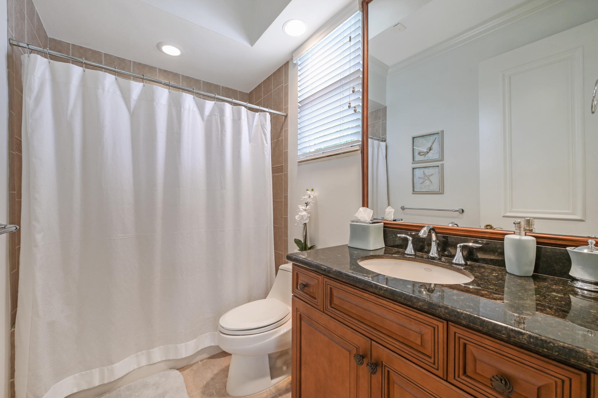 4133 Briarcliff Circle Boca Raton, FL 33496 - Photo 38 of 60 Bath Room 07