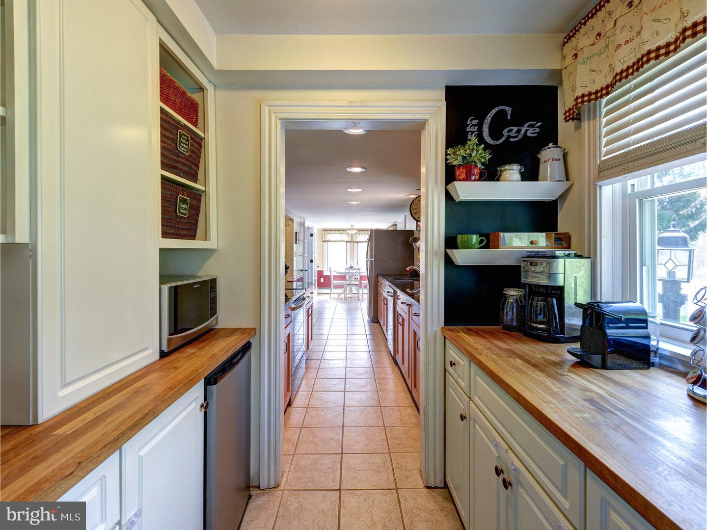 531 Pine Swamp Road Elverson, PA 19520 - Photo 8 of 25