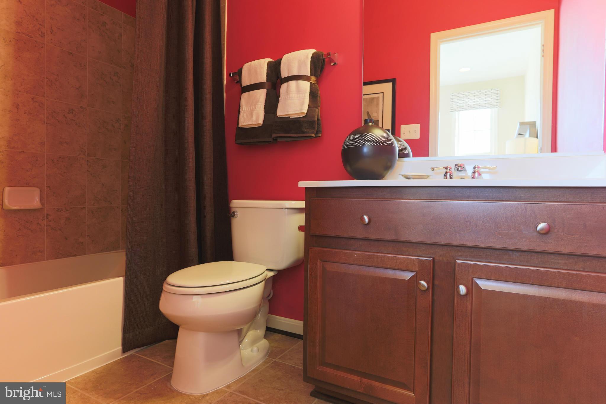8164 Ridgely Loop Severn, MD 21144 - Photo 16 of 30 Bath