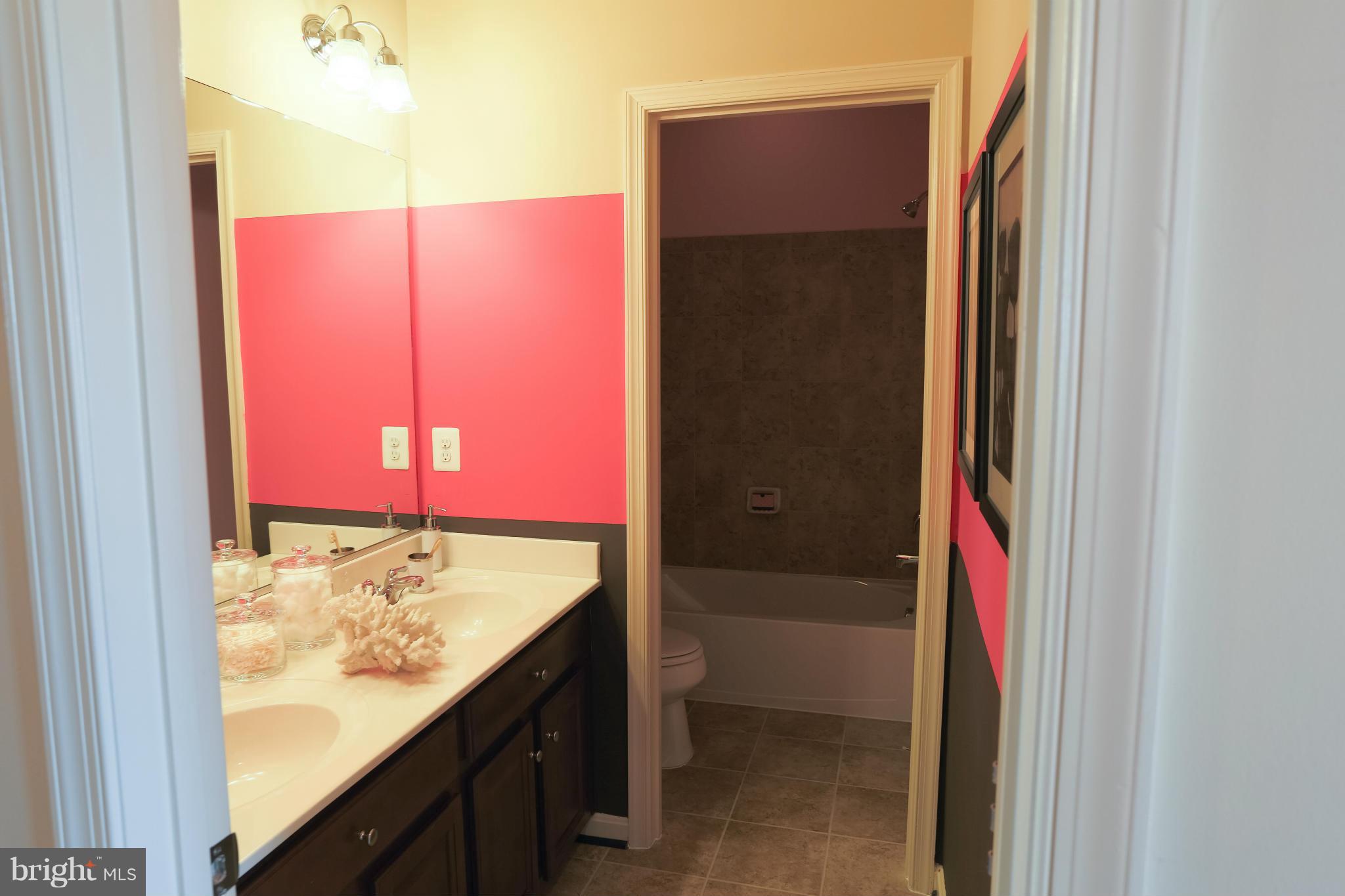8164 Ridgely Loop Severn, MD 21144 - Photo 21 of 30 Bath (Master)