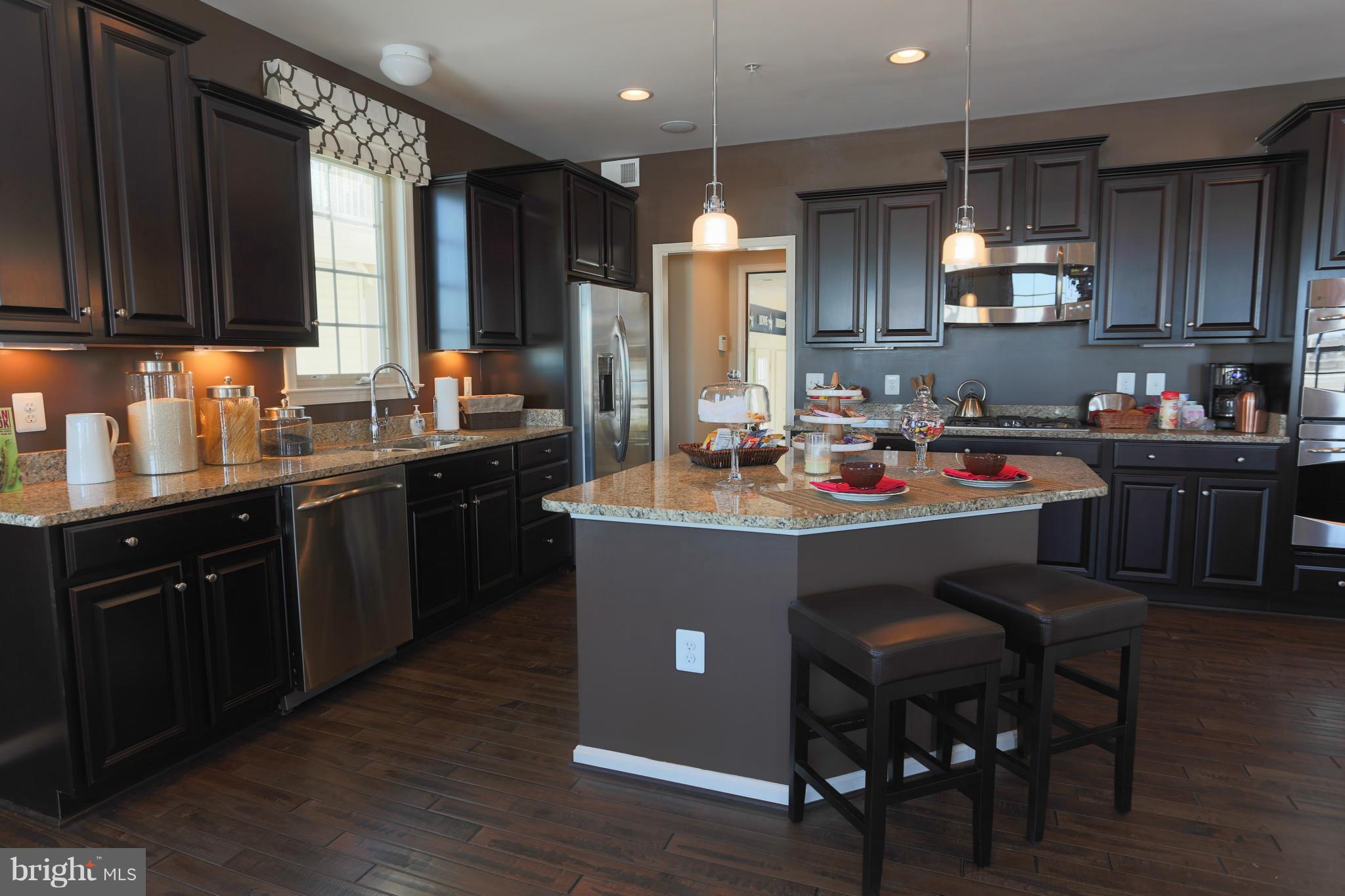 8164 Ridgely Loop Severn, MD 21144 - Photo 9 of 30 Kitchen