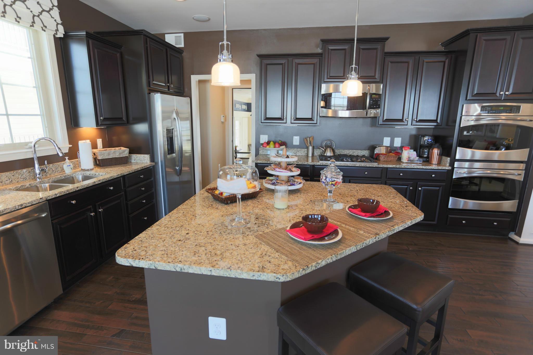 8164 Ridgely Loop Severn, MD 21144 - Photo 10 of 30 Kitchen