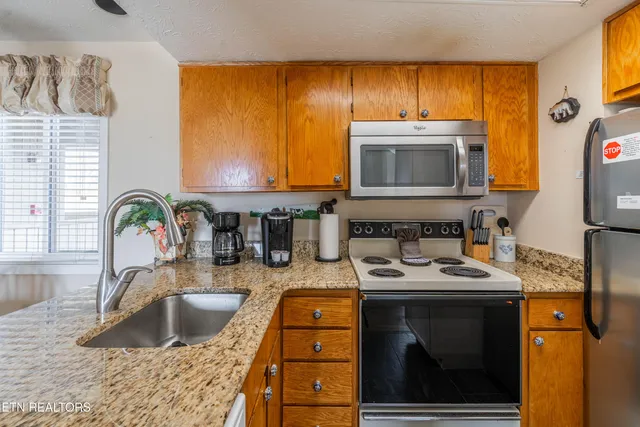 $174,900 | 3710 Weber Road, Unit B203, Gatlinburg, TN 37738