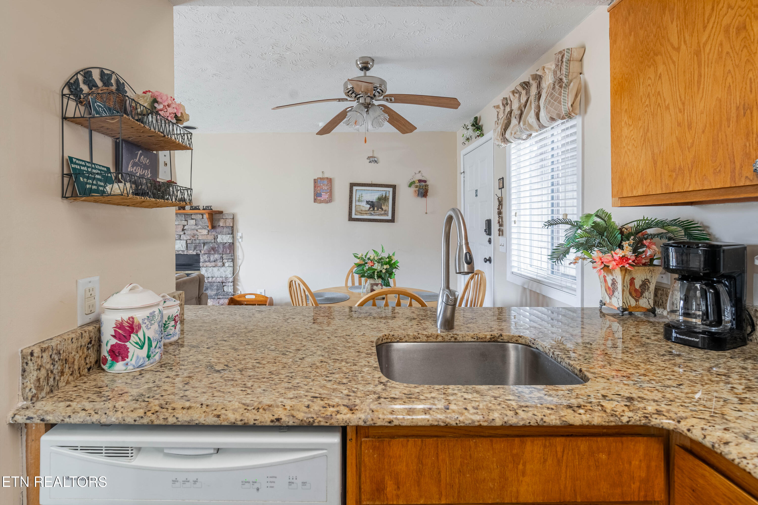 3710 Weber Road, Unit B203 Gatlinburg, TN 37738 - Photo 12 of 38 _DSC9466-HDR