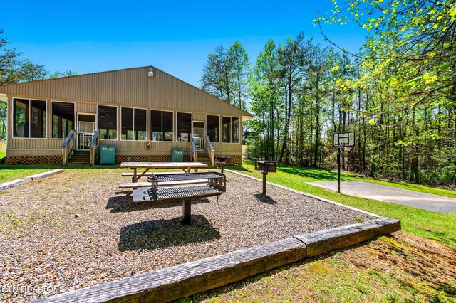 $174,900 | 3710 Weber Road, Unit B203, Gatlinburg, TN 37738