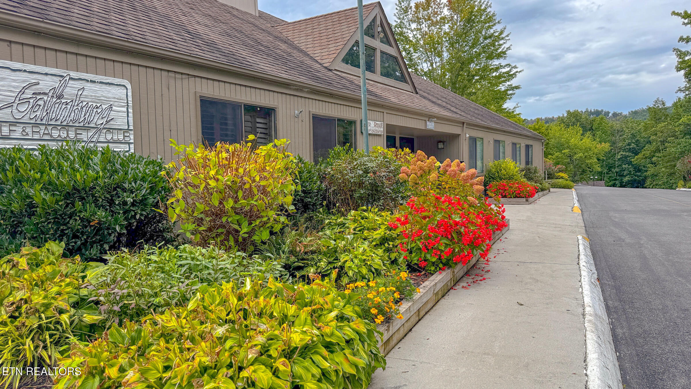 3710 Weber Road, Unit B203 Gatlinburg, TN 37738 - Photo 37 of 38 FRONT OFFICE DEER RIDGE